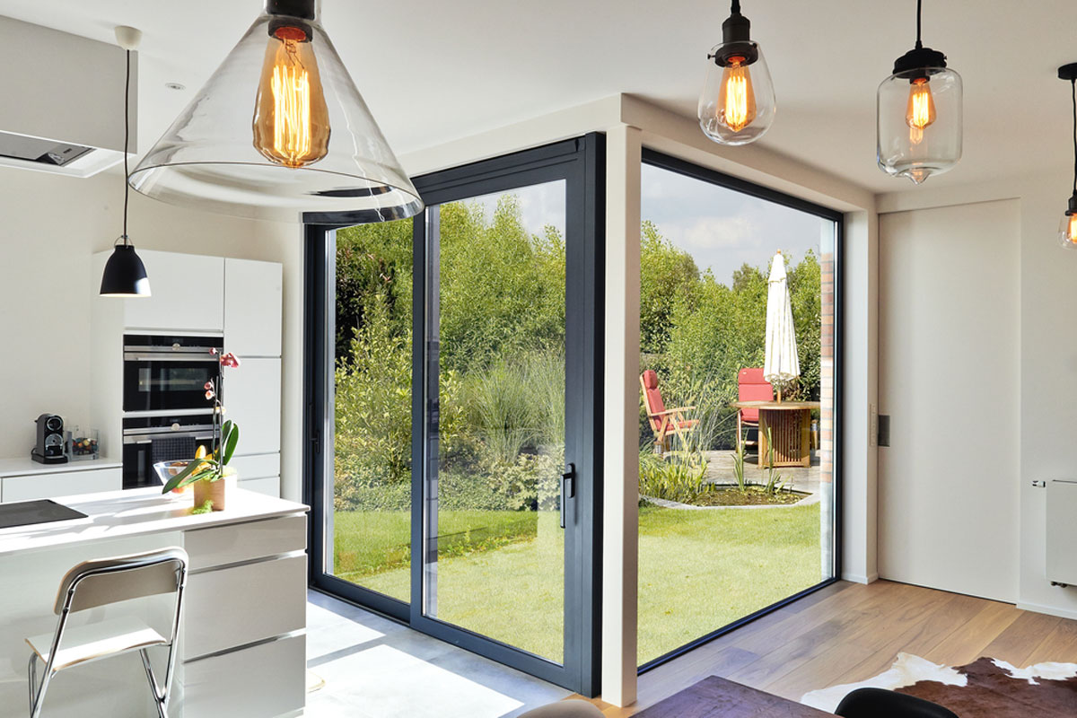 Read more about the article Transform Your Home with Expert Sliding Door Installation